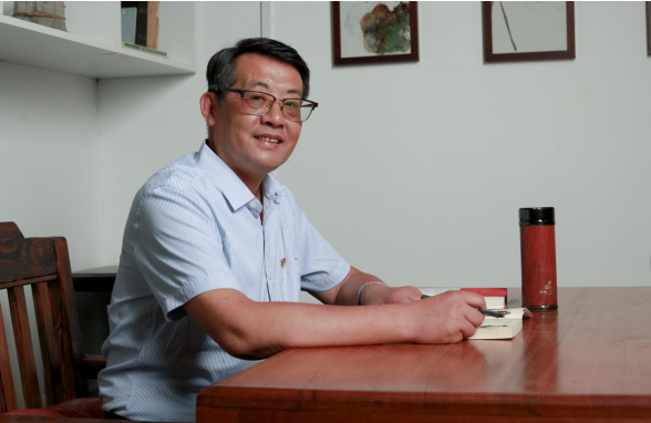 身患大病十余载，齐鲁最美教师刘振光只为讲好一堂思政课图1