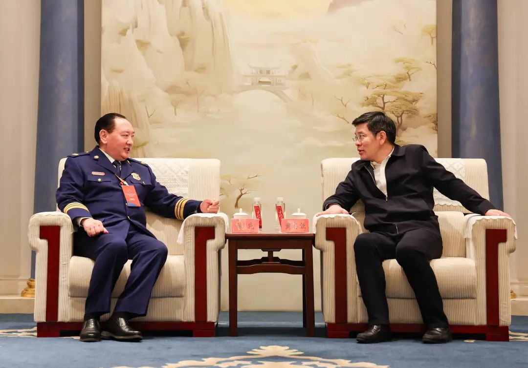 内蒙古消防总队李忠_内蒙古消防总队副总队长李忠_现任内蒙古消防总队长李忠