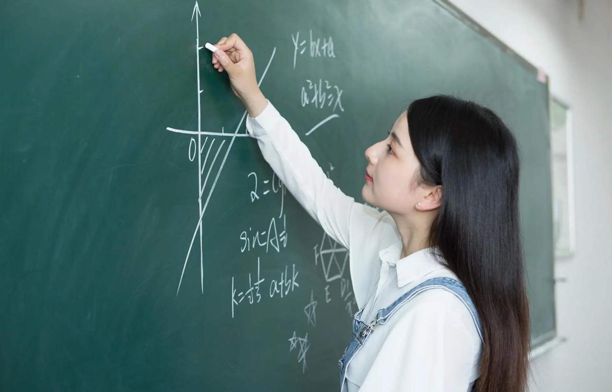 护理专业的教师招聘受限制吗_护理专业教师招聘2020_护理专职教师招聘