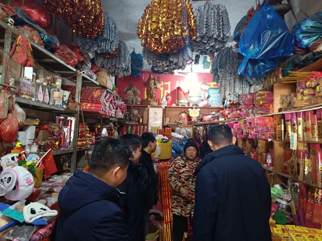 南昌消防梯可以达到多少楼_南昌市消防云梯高度_消防云梯高度南昌