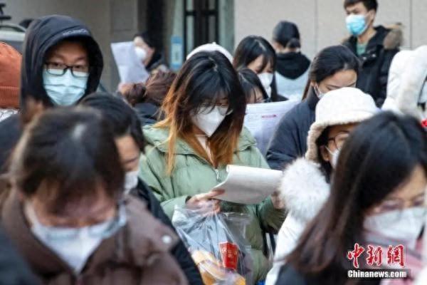 人数招考考广东省公务员_广东省考招录人数_广东省考招考人数