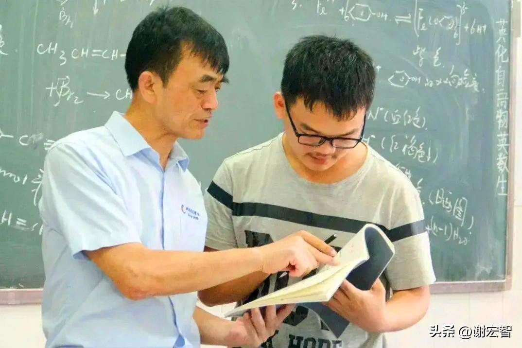 河北教师吧涨工资_河北教师工资为什么这么低_河北教师工资贴吧