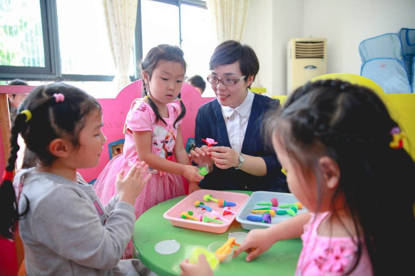 园长感谢教师团队_园长感谢全体教职工的话_园长感谢团队教师的话简短
