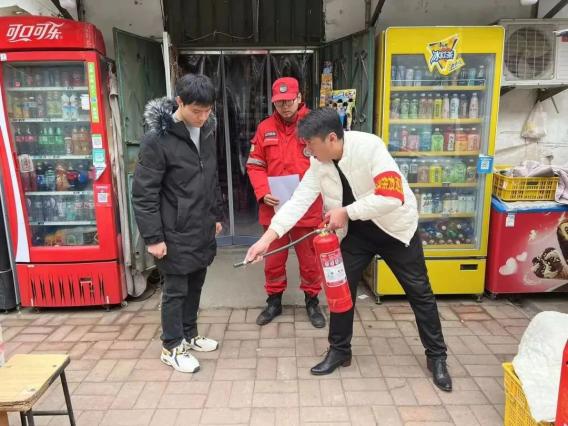 泡沫夹芯板隔断 消防_泡沫夹芯板隔墙安装教程_泡沫夹芯板隔热效果