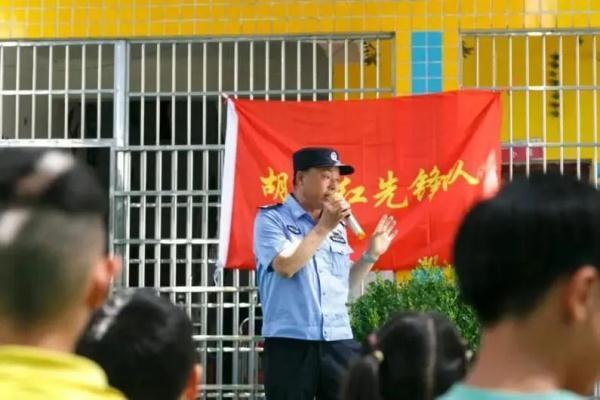 武警消防警衔_消防武警军衔_武警消防部队军衔