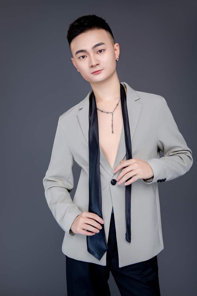 舞蹈教师考级内容_舞蹈教师考级1到3费用多少_舞蹈考级教师培训
