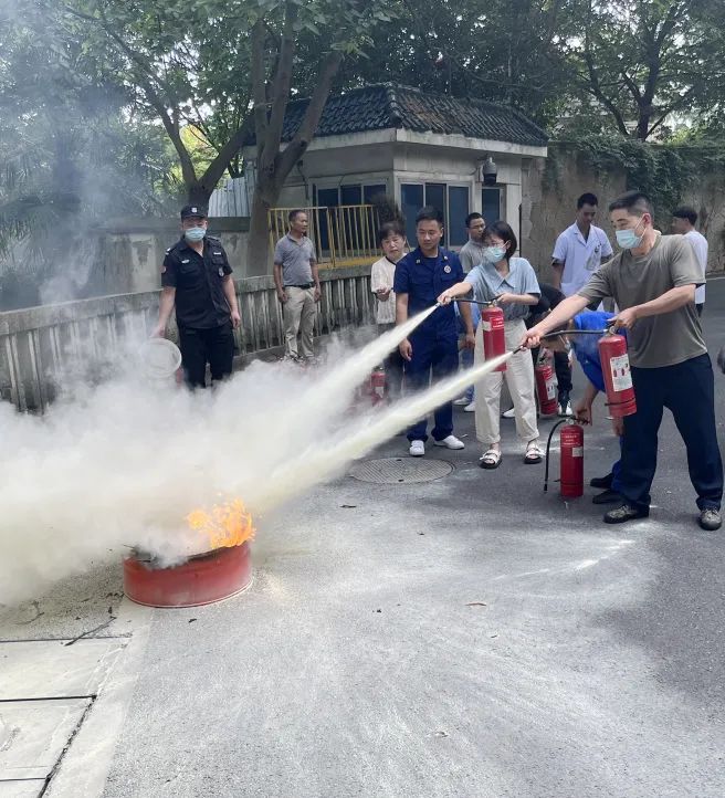 杭州消防医院是公立医院吗_杭州消防总队医院_杭州消防医院