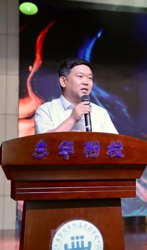 十年见习教师规范化培训，松江区培养 6165 名教师图3