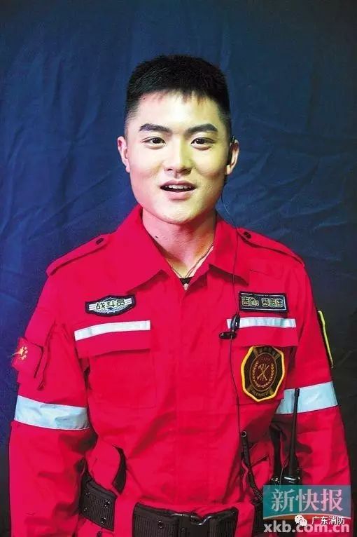 天津爆炸视频消防兵_天津爆炸消防兵伤亡_天津爆炸消防员视频