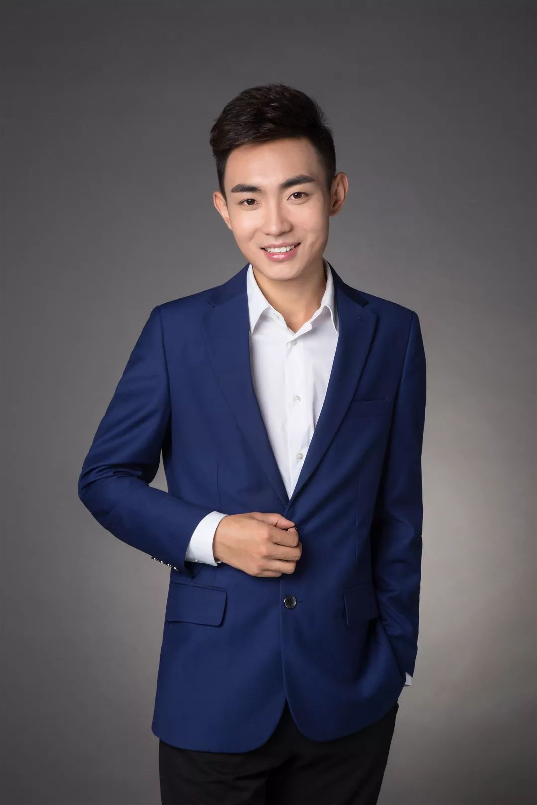 少儿播音主持老师岗位职责_少儿播音主持教师培训_培训少儿播音主持教师的心得