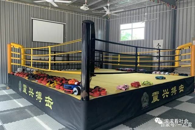 逃生消防软梯图片_消防逃生软梯_逃生消防软梯规范要求