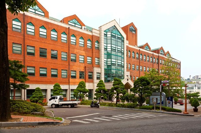 大学教师工资每月多少_工资每月大学教师多少_工资每月大学教师有多少