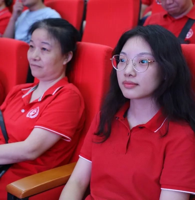 加强教师职业道德修养_修养道德职业加强教师的培养_加强教师职业道德修养的重要性