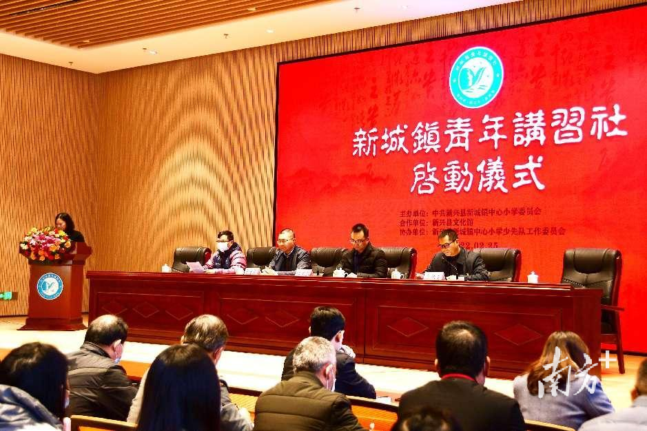 教师专业发展与校本培训_教师专业发展校本培训心得体会_校本培训(教师专业发展)