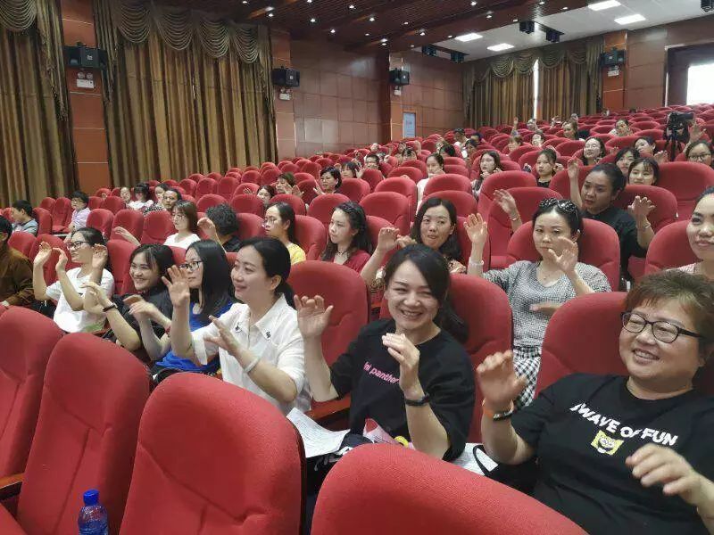 小学音乐教师培训内容_培训小学音乐内容教师评语_培训小学音乐内容教师总结