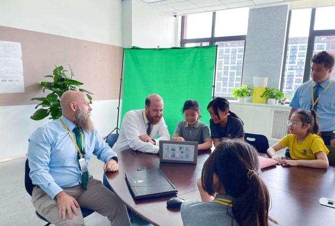 探秘北京朝阳凯文学校：十岁小学生的班级工作竟如此丰富多彩图2
