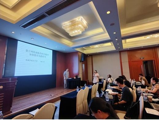 培训骨干简报教师评语_培训骨干简报教师发言_骨干教师培训简报