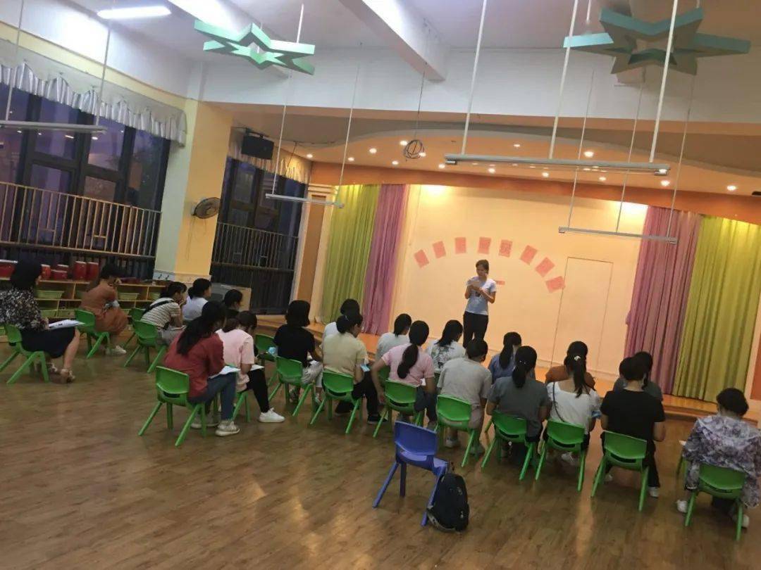幼儿园教师培训有哪些_培训园幼儿教师有哪些_培训园幼儿教师有编制吗